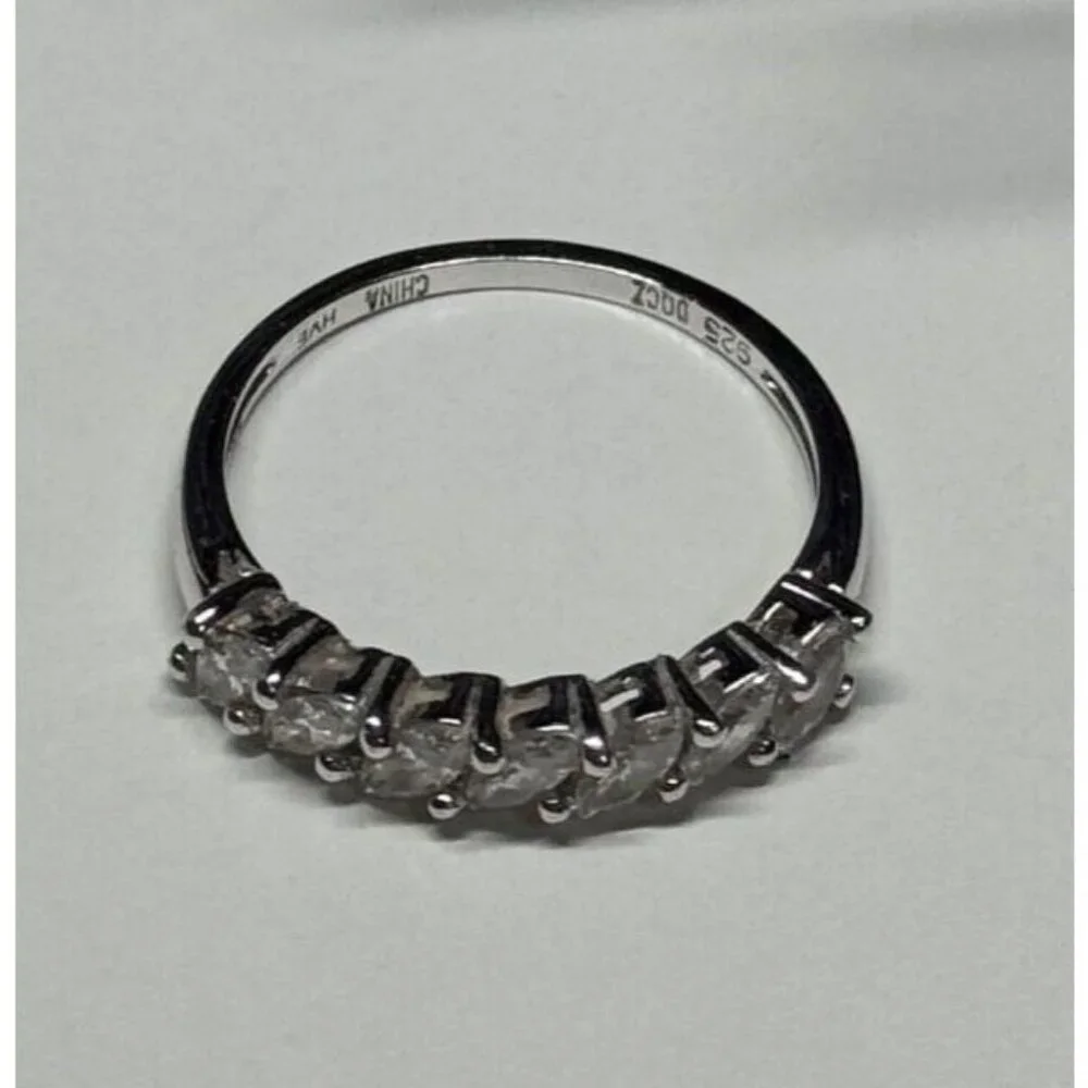 925 STERLING SILVER CZ RING SIZE 8.5